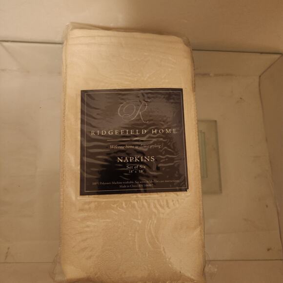 Vintage NIP Damask Set of 6 cloth napkins - Picture 1 of 3